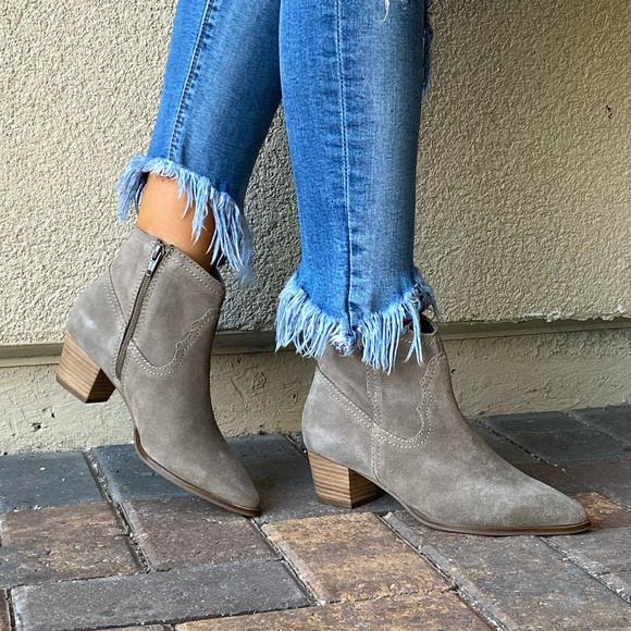 Distressed Genuine Leather Kitten Heel Ankle Boots - Picture 12 of 13